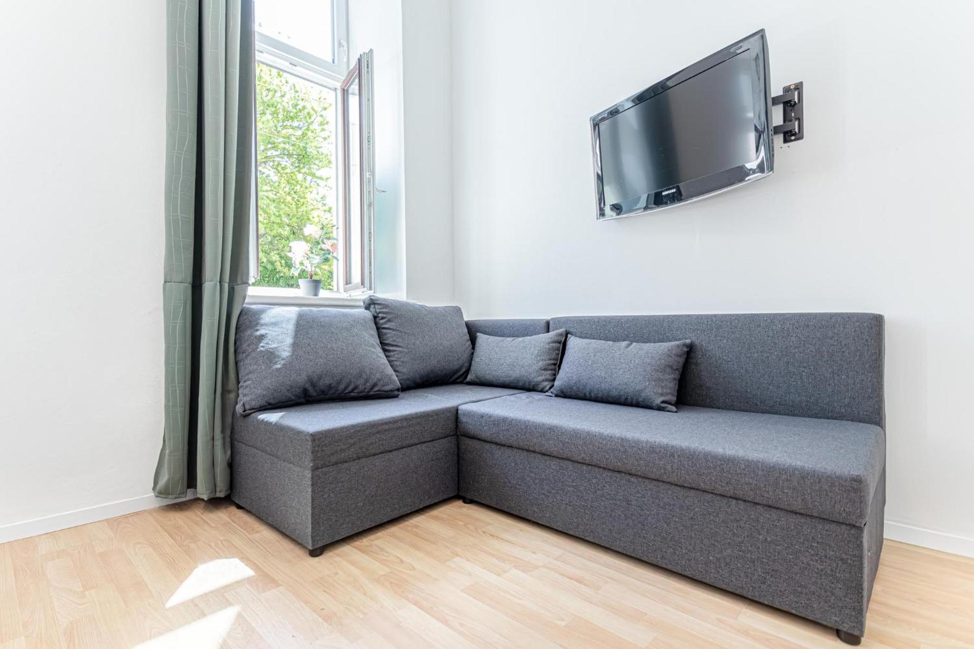 Lovely Shared 6br With Garden Near Danube & Millenium Wien