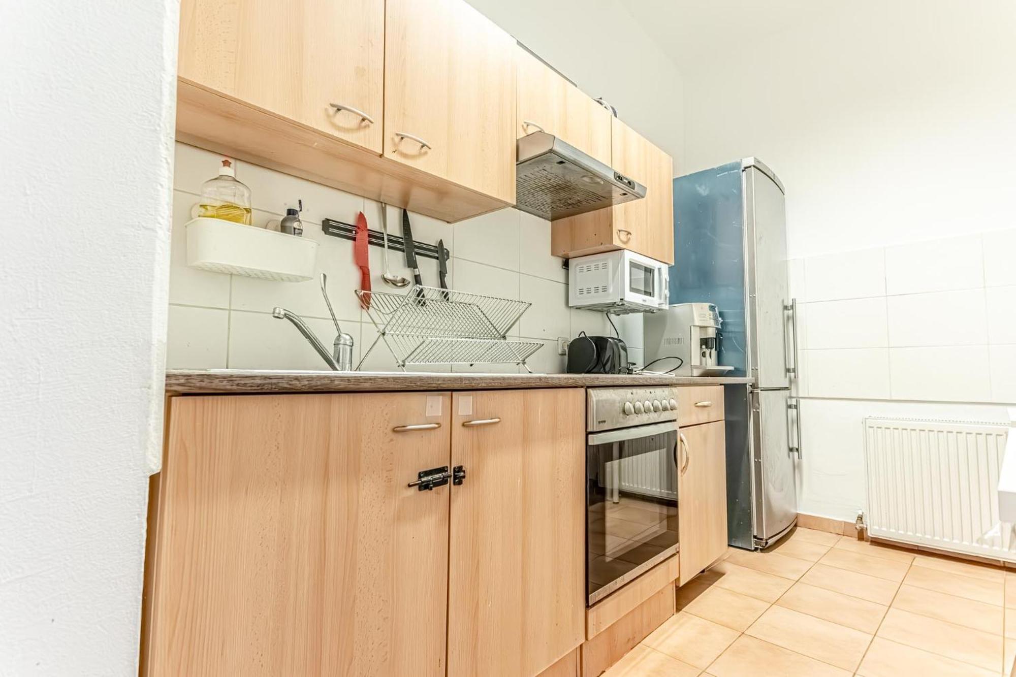 Lovely Shared 6br With Garden Near Danube & Millenium Apartment Wien